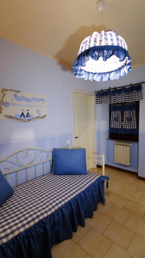 La Casina Dei Cuori Di Nonna Miglia Villa Pallerone Exterior photo