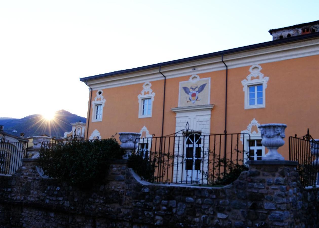 La Casina Dei Cuori Di Nonna Miglia Villa Pallerone Exterior photo